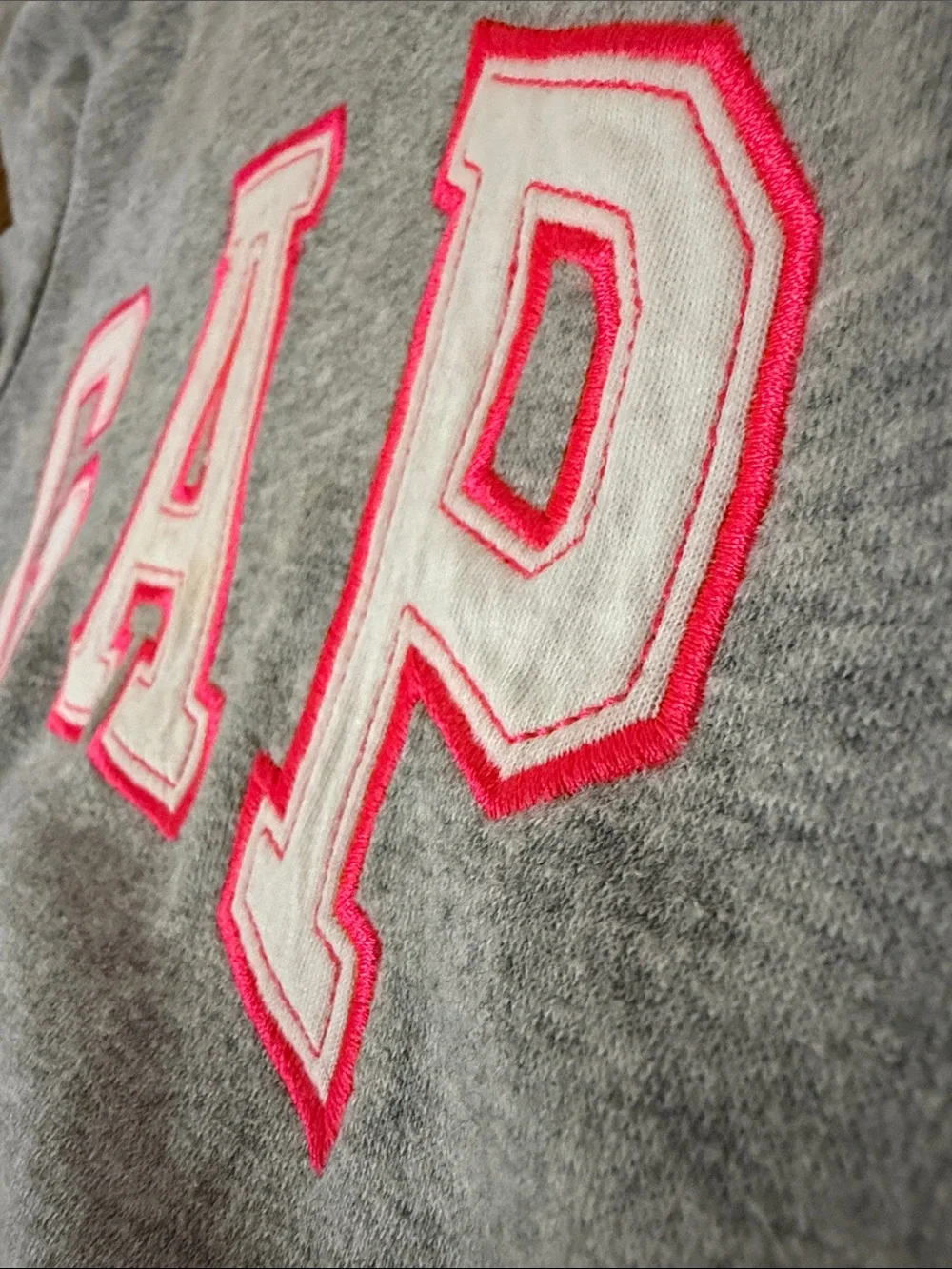 GAP Kids - Grey Hoodie w/ Pink-Embroidered Logo Girl’s Size 8 (Medium)